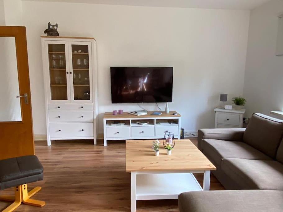 Feddersen Living Grosse Ferienwohnung - Garten - Terrasse - Smart Tv - Netflix Брунсбюттель Екстер'єр фото