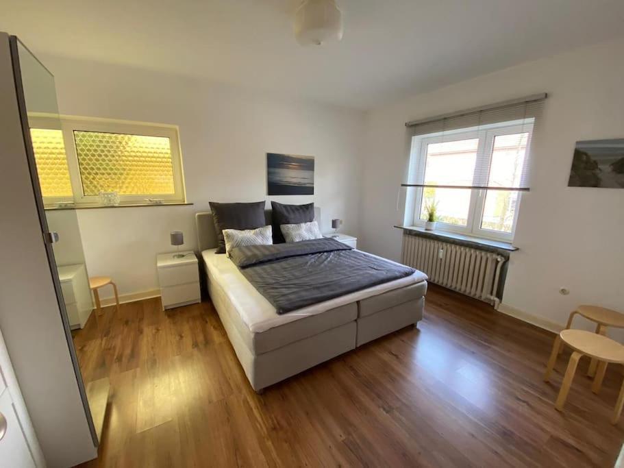 Feddersen Living Grosse Ferienwohnung - Garten - Terrasse - Smart Tv - Netflix Брунсбюттель Екстер'єр фото